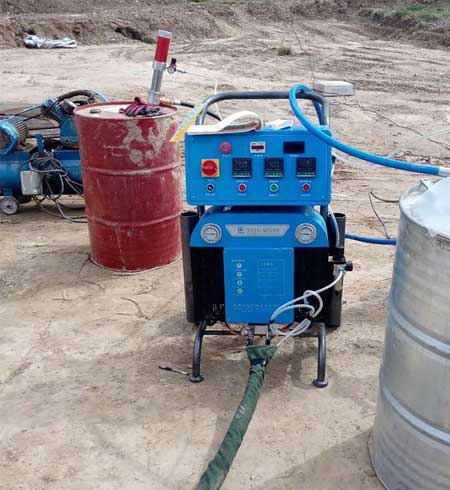 不銹鋼管中管聚氨酯填充(圖1) Q5200廣東聚氨酯發泡機